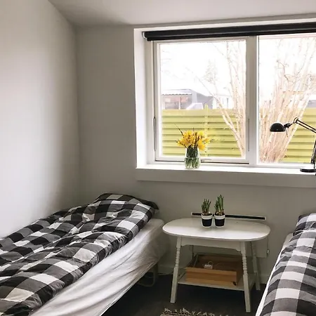 Three-bedroom Holiday In Juelsminde