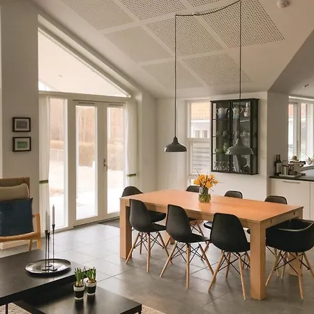 Tatil Evi Three-bedroom Holiday In Juelsminde